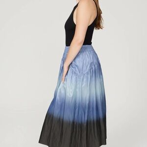 Vince - Elegant Blue Ombre Skirt - Size 0
